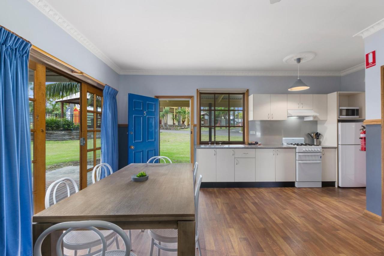 Wairo Beach Holiday Park Tabourie Lake Екстериор снимка