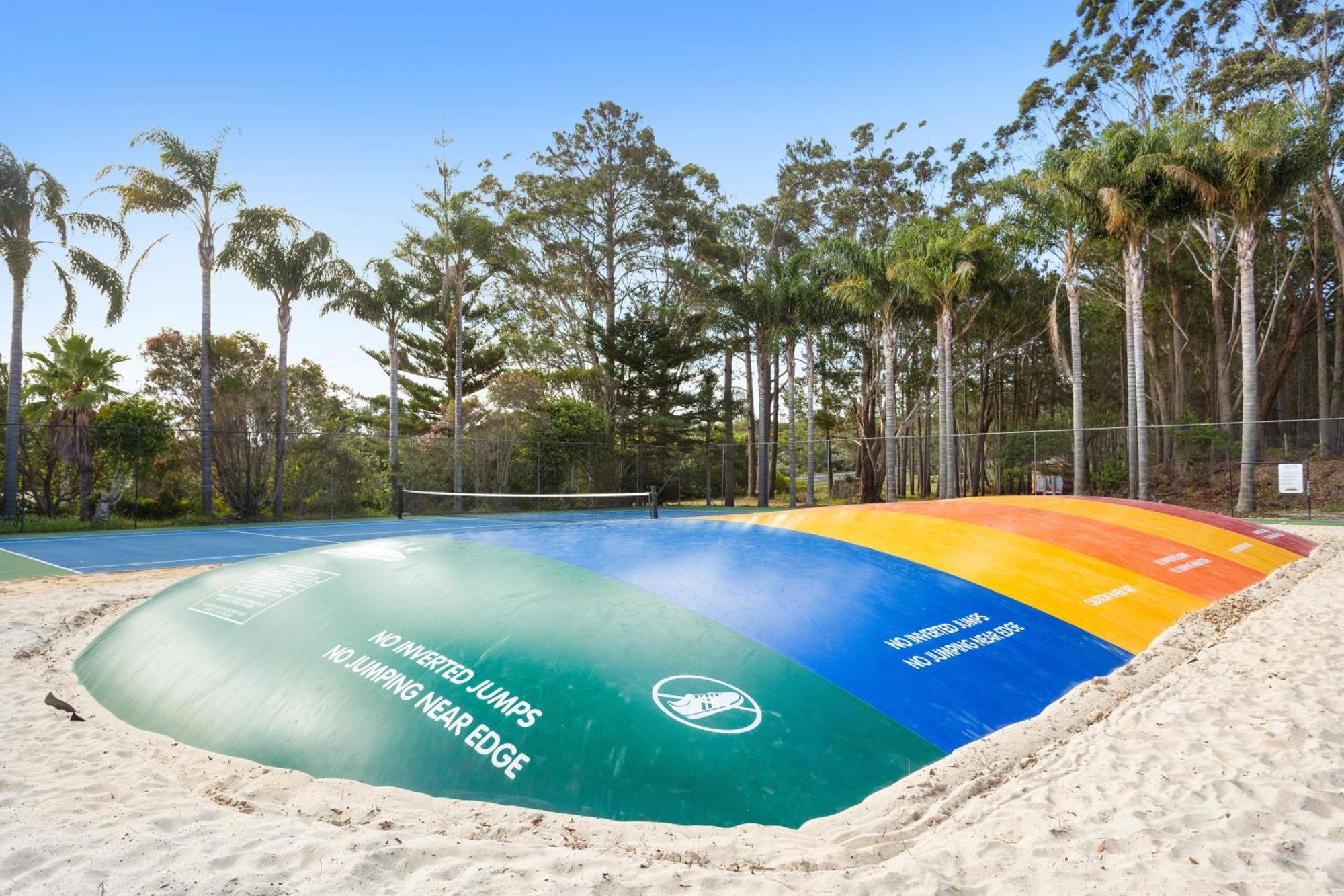 Wairo Beach Holiday Park Tabourie Lake Екстериор снимка