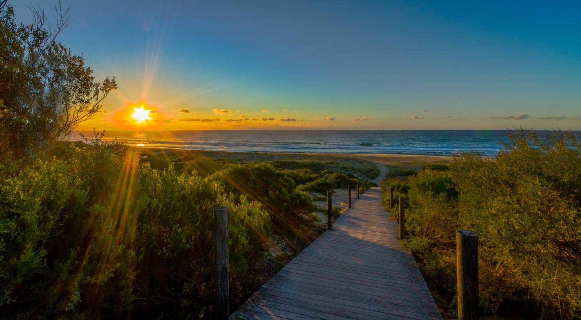 Wairo Beach Holiday Park Tabourie Lake Екстериор снимка